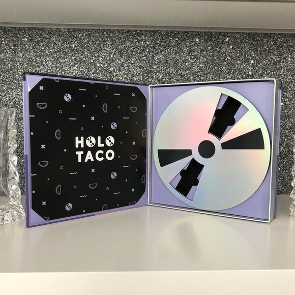 HOLO TACO REMIX COLLECTION LIMITED EDITION 2021 BOX - Picture 12 of 13
